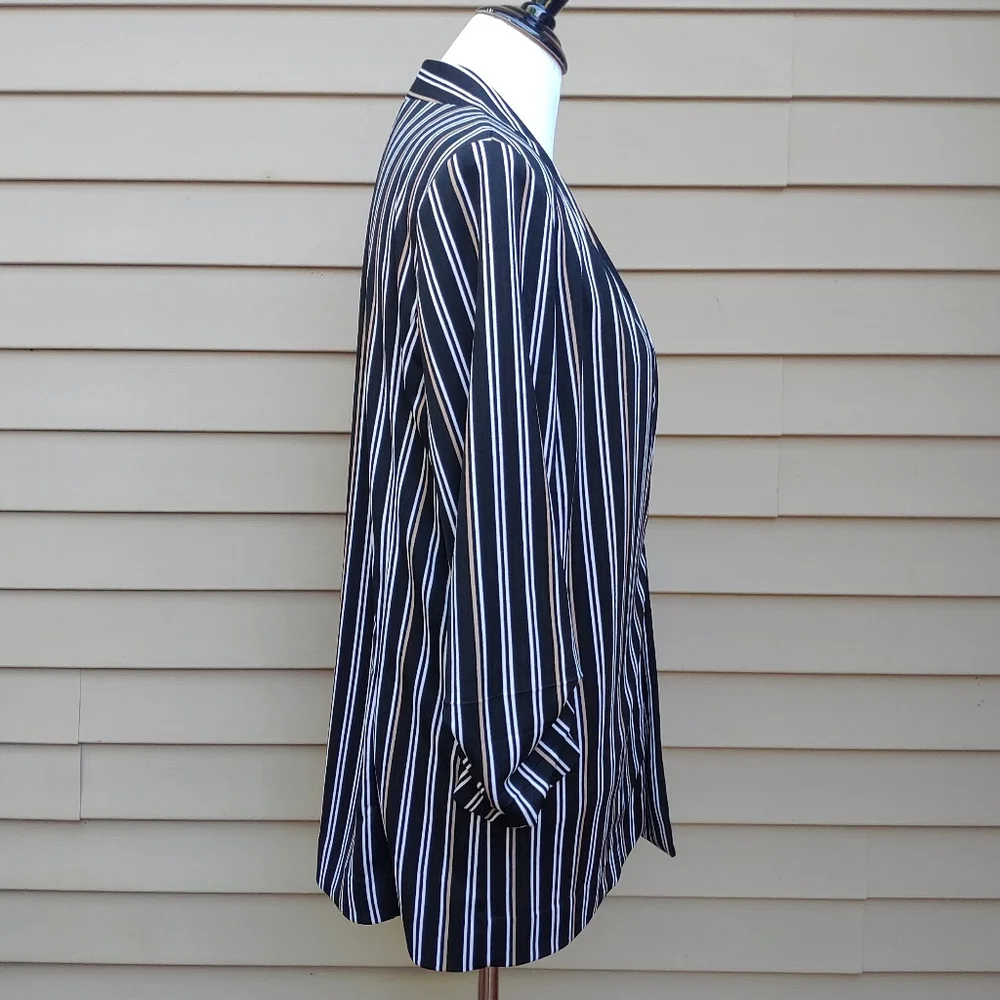 NYCC Black Striped Blazer 3/4 Ruched Sleeves NWT Hook Closure